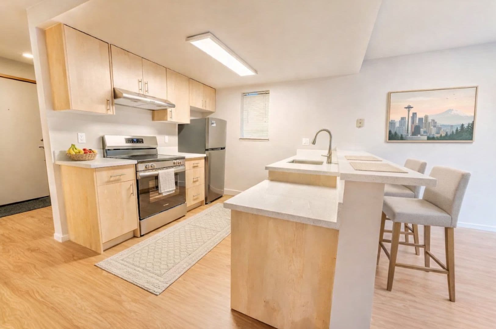 Seattle Apartment: 3230 SW Avalon Way