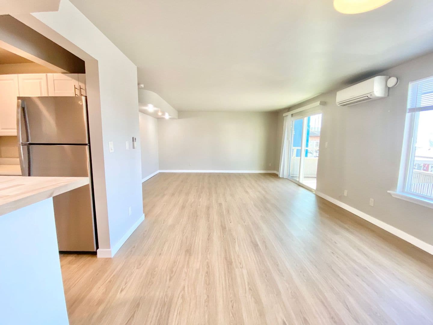 Seattle Apartment: 119 19th Ave