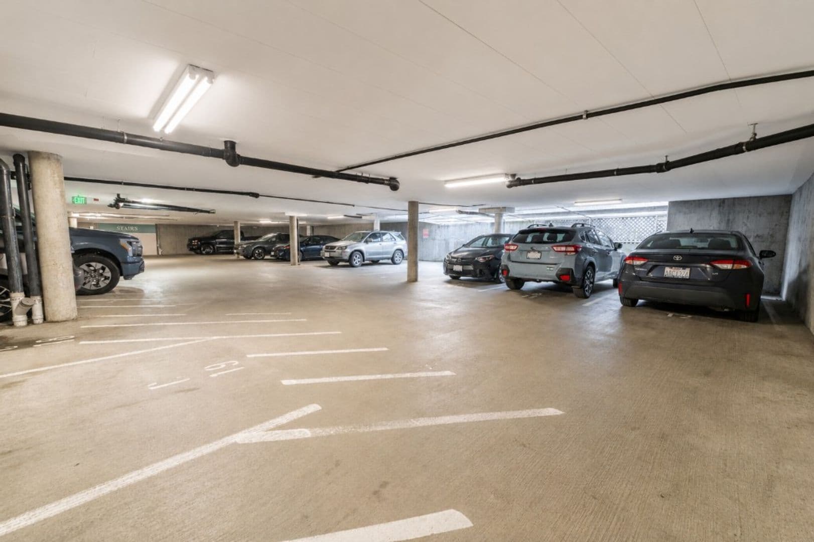 Seattle Apartment: 3230 SW Avalon Way