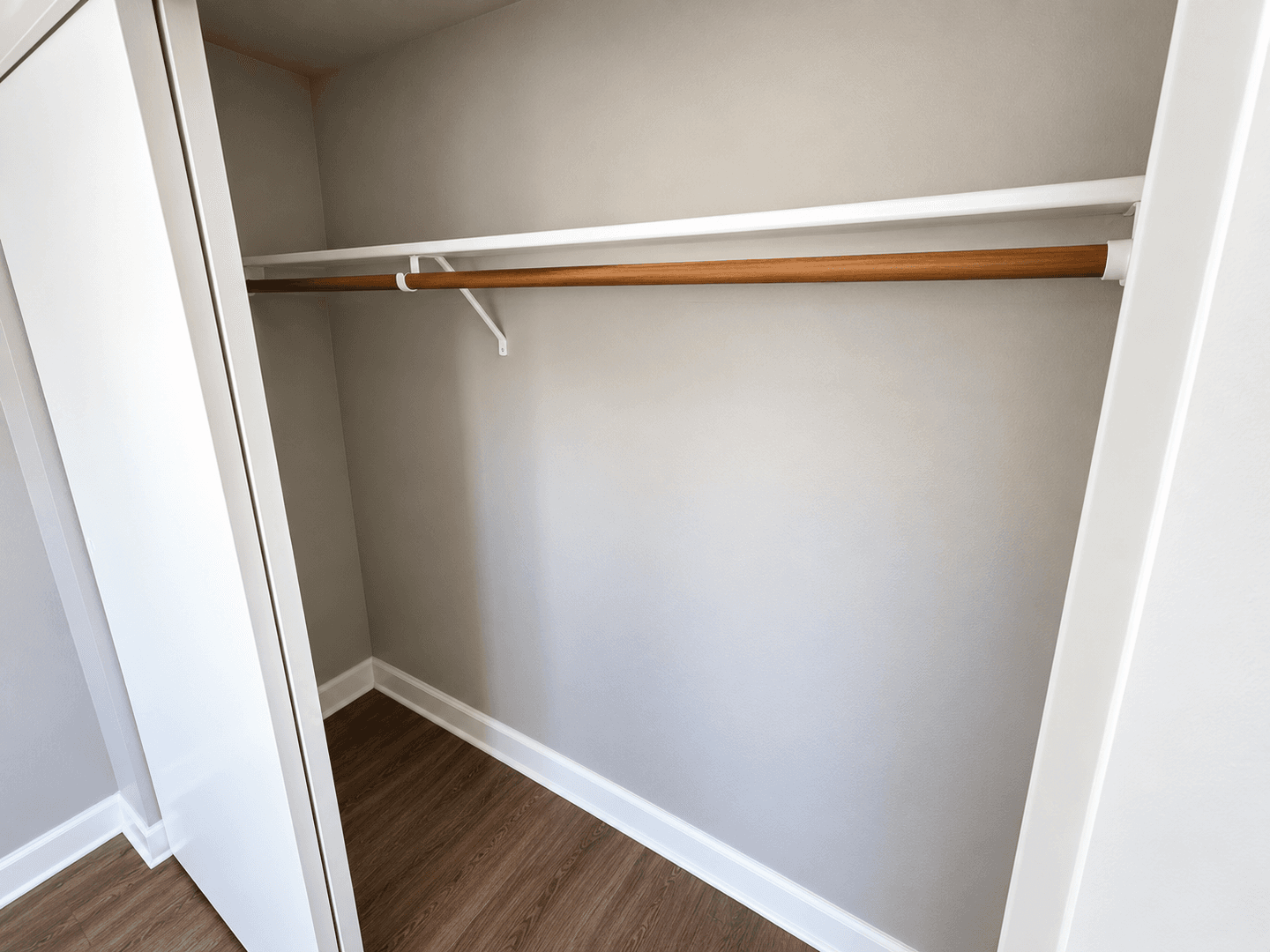 Bellevue Apartment: 13001 SE 28th PL