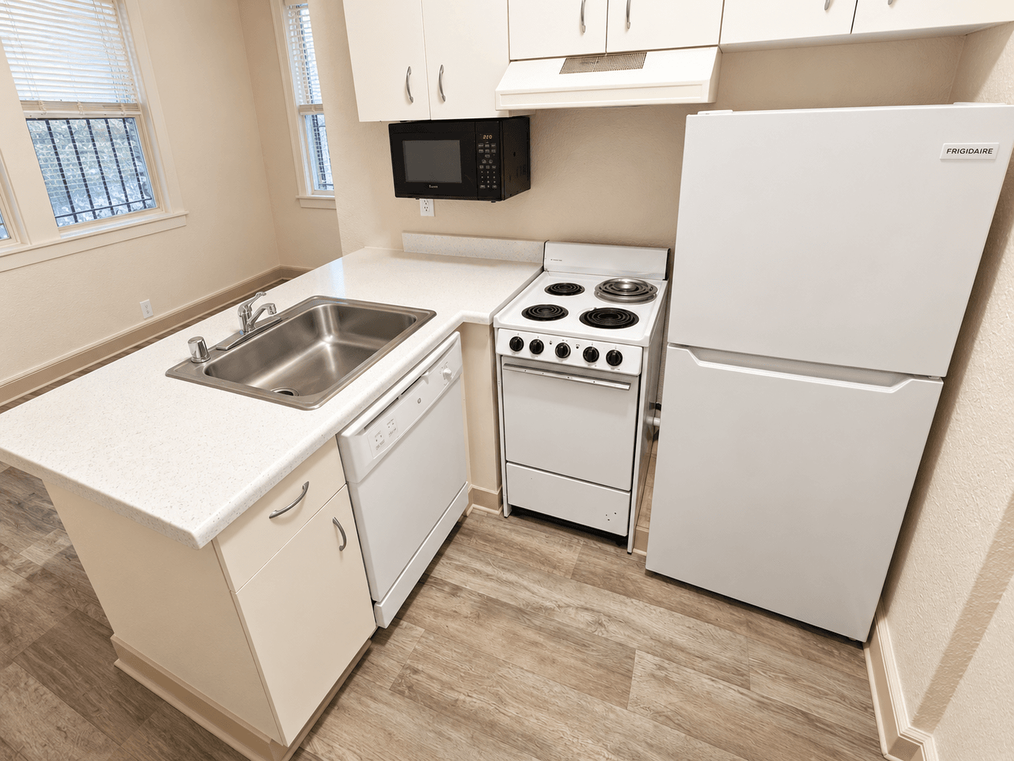 Seattle Apartment: 714 7th Ave