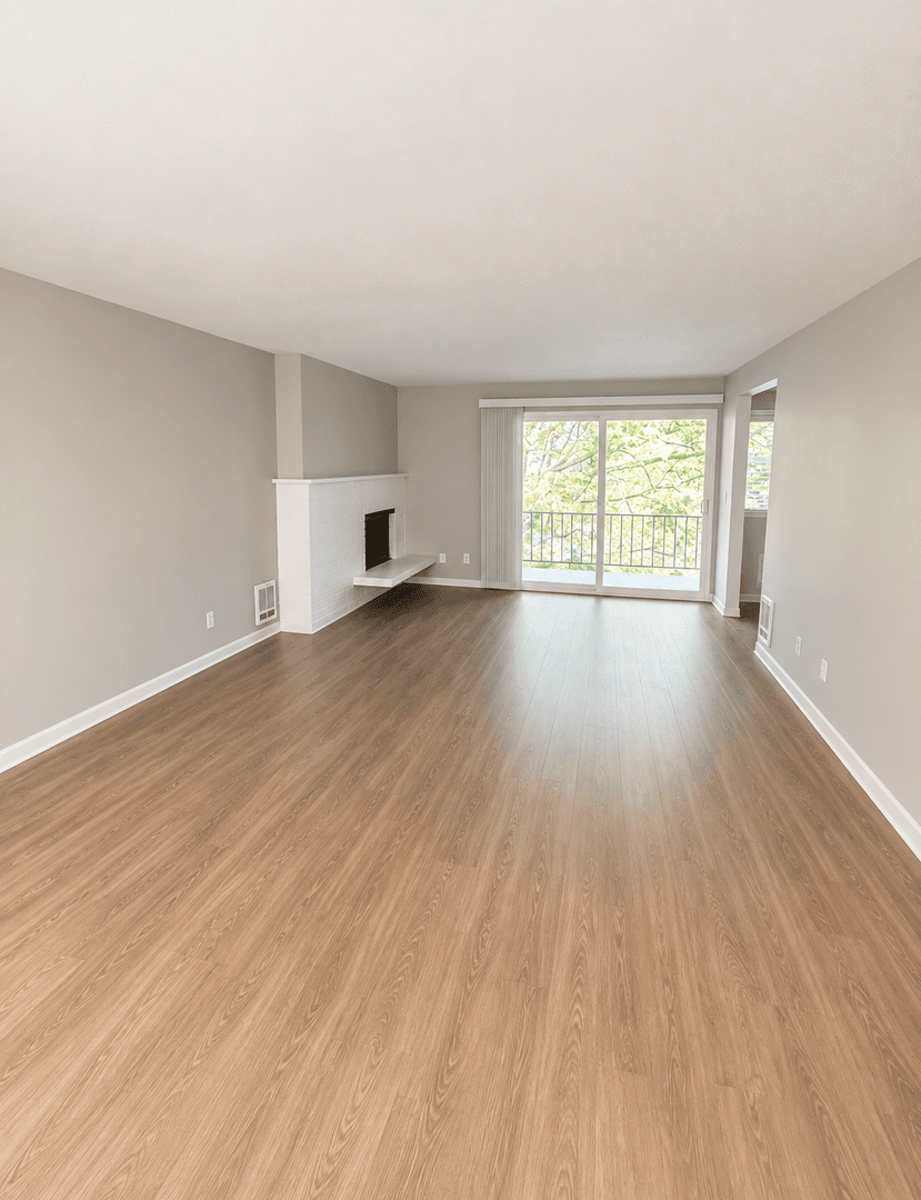 Tukwila Apartment: 14081 58th Avenue S