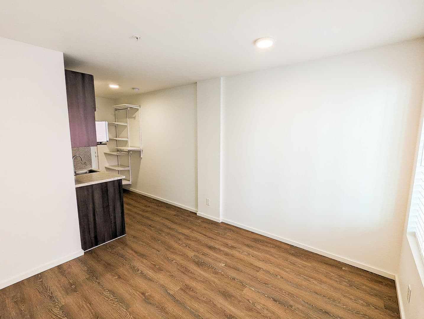 Redmond Apartment: 16210 NE 80th St