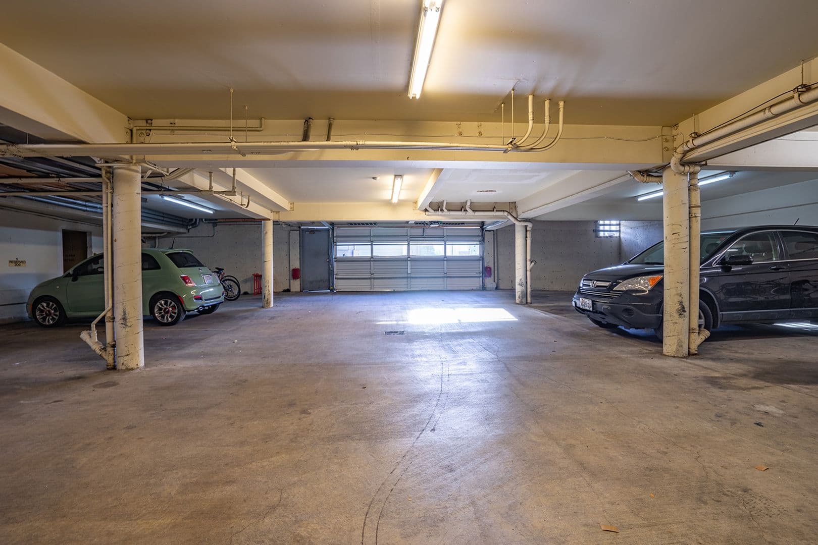 Seattle Apartment: 201 NW 39th St