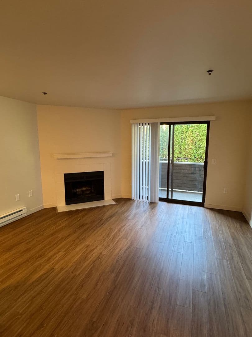 Bothell Apartment: 10730 Beardslee Blvd