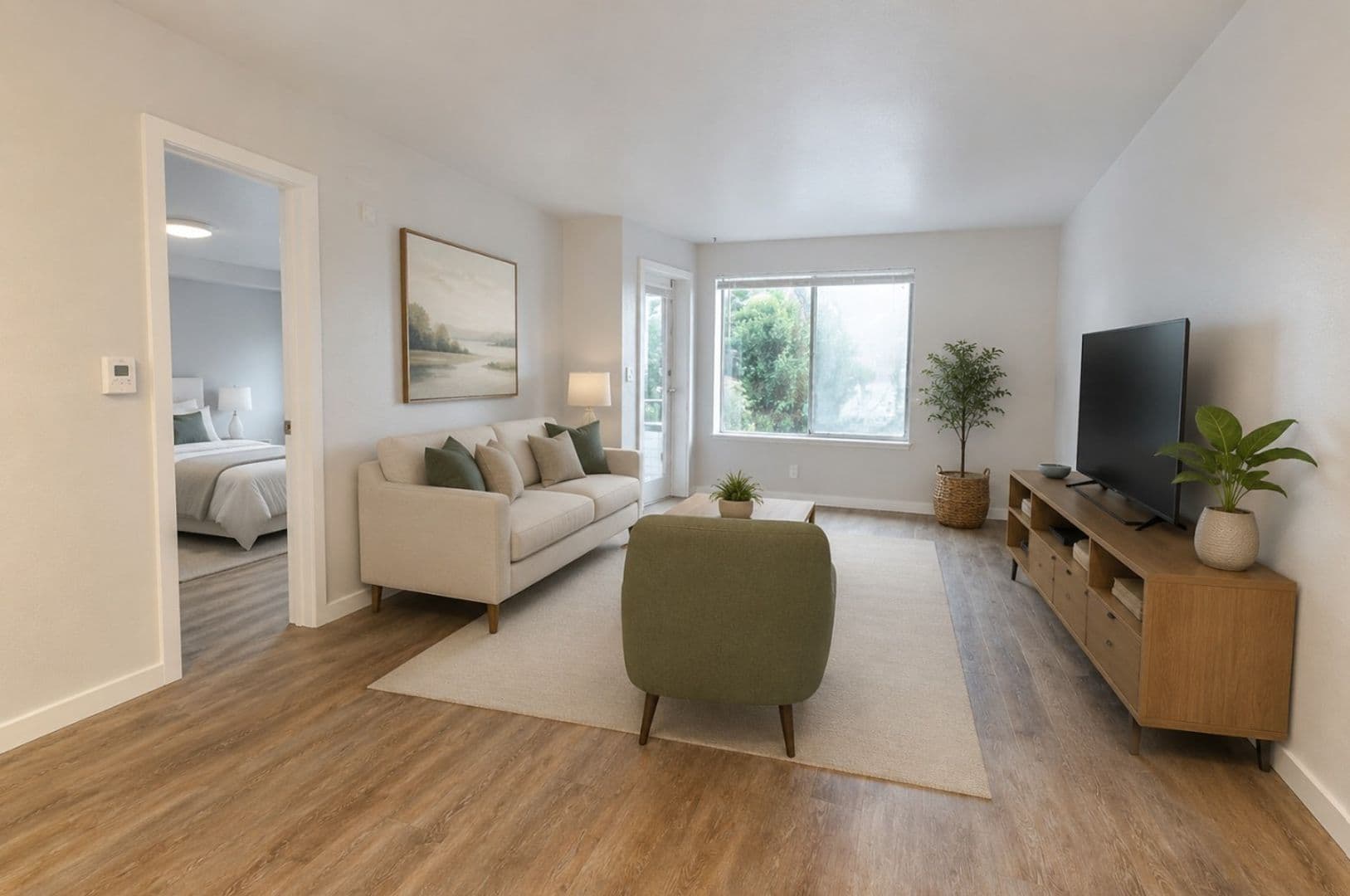 Seattle Apartment: 3230 SW Avalon Way