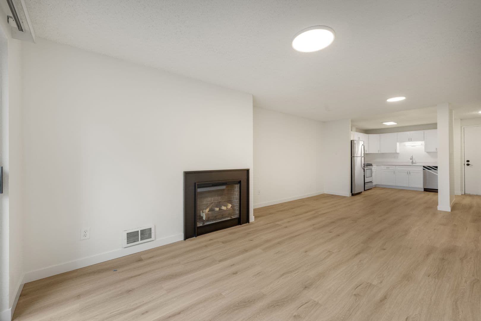Seattle Apartment: 3025 NE 137th St