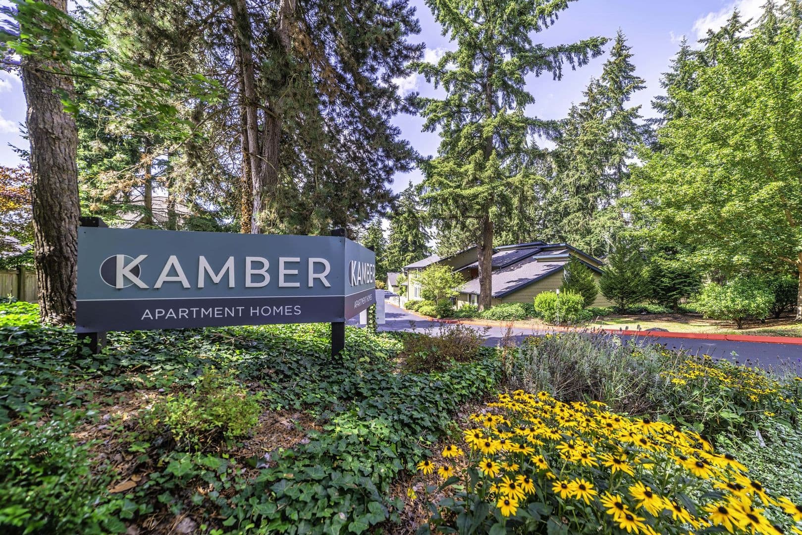 Bellevue Apartment: 14260 SE 18th ST