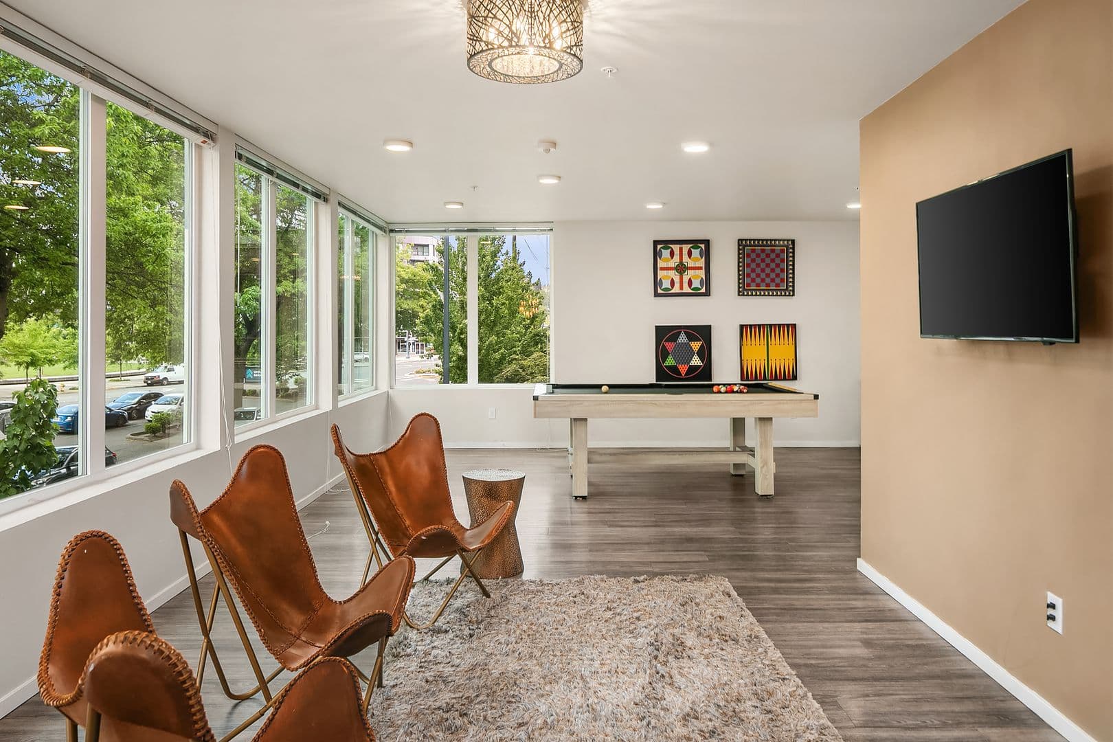 Redmond Apartment: 16210 NE 80th St