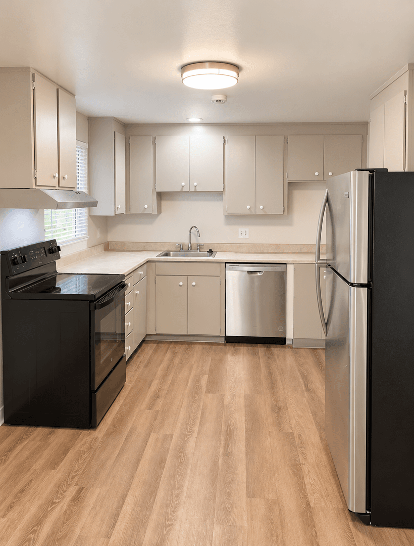 Tukwila Apartment: 14081 58th Avenue S