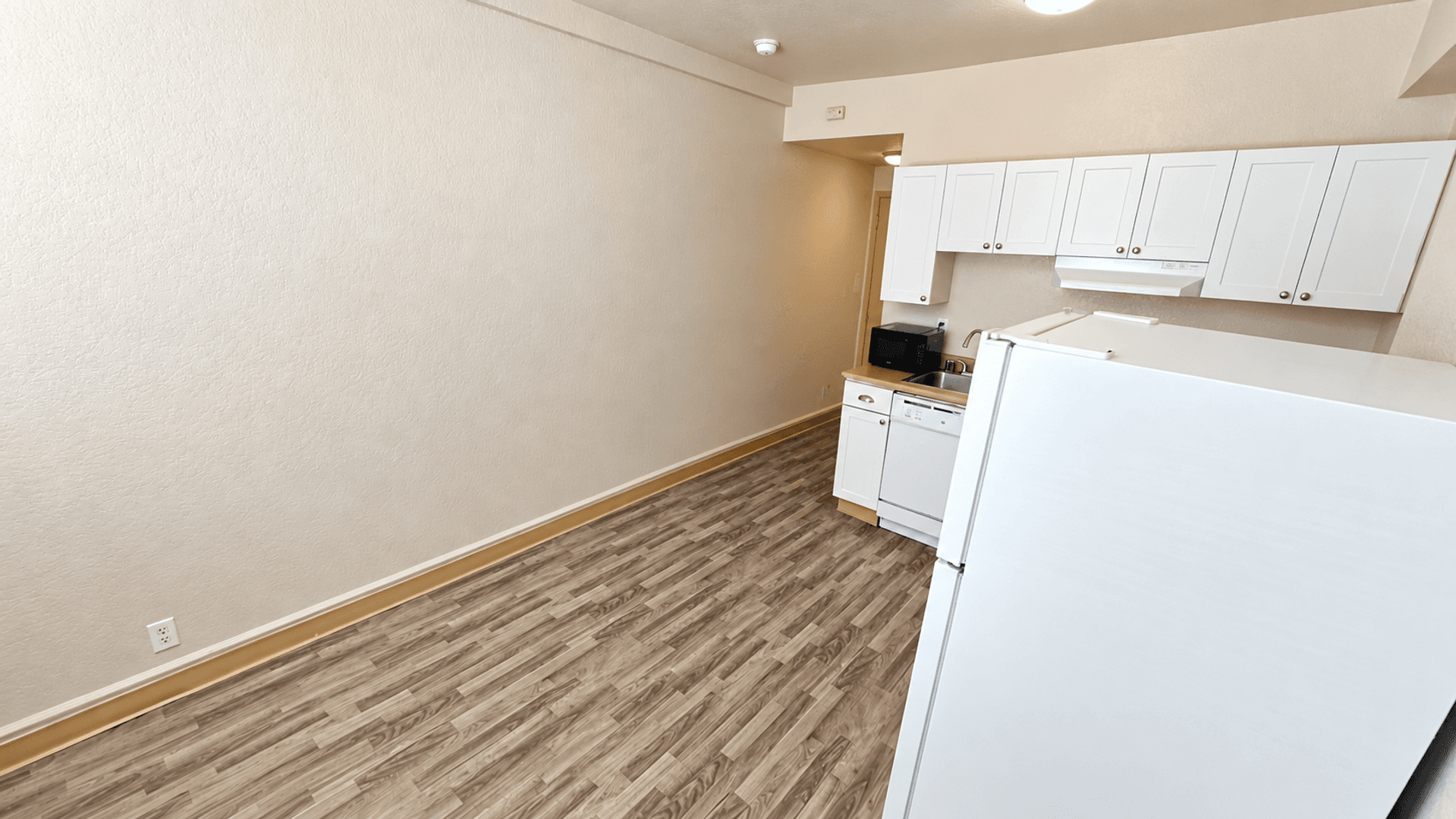 Seattle Apartment: 714 7th Ave