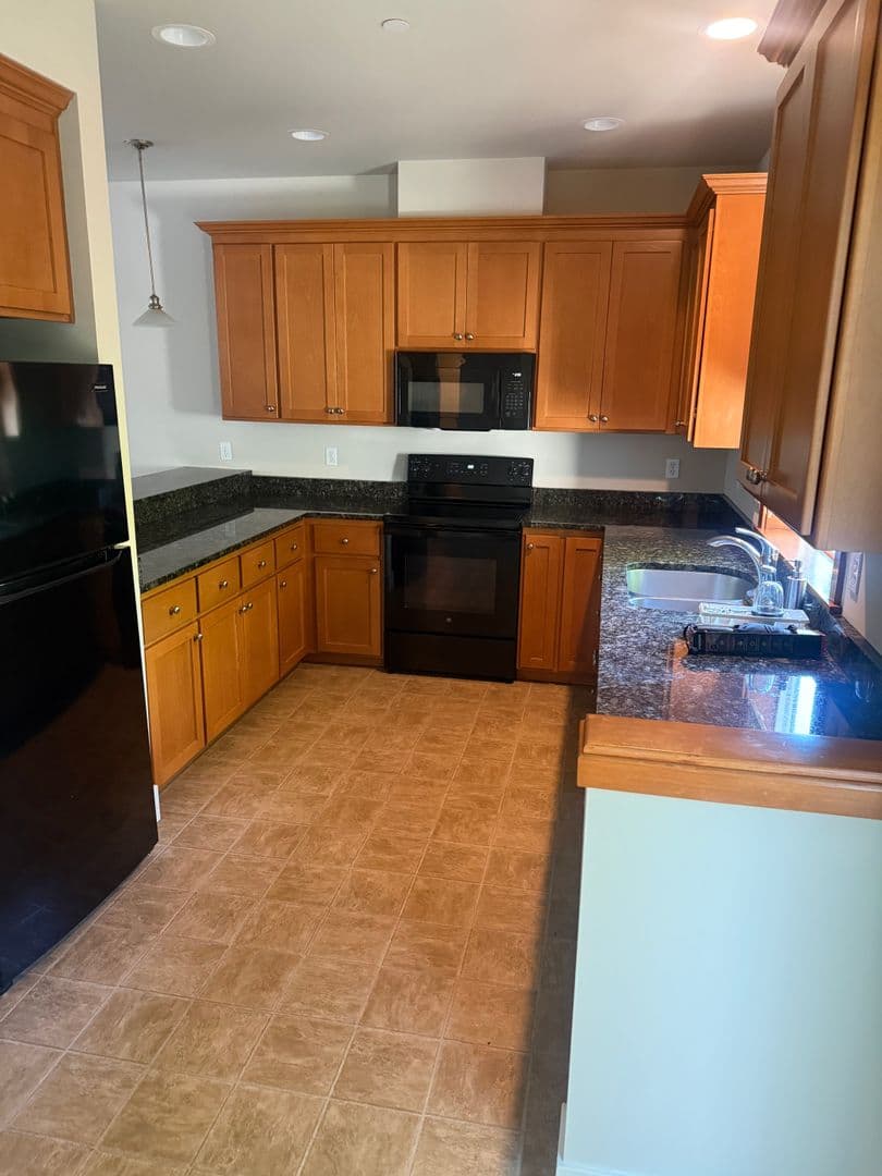 Sammamish Apartment: 23620 SE 48th Street