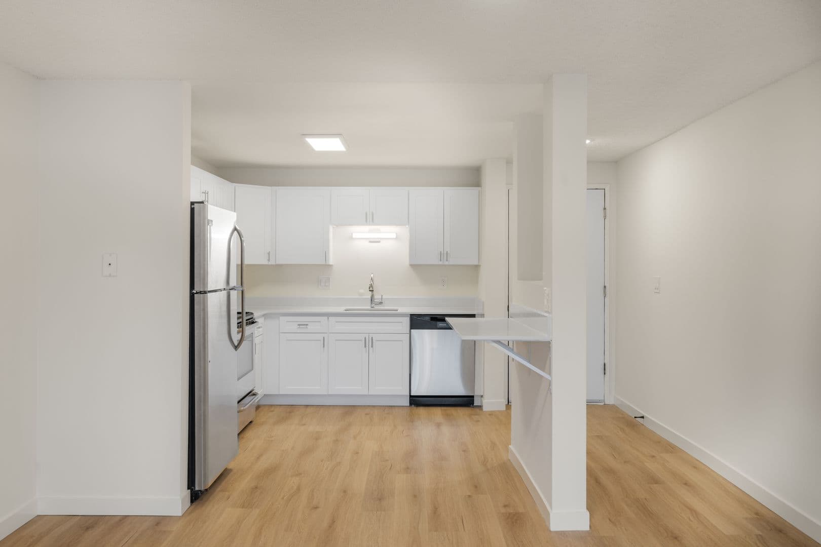 Seattle Apartment: 3025 NE 137th St