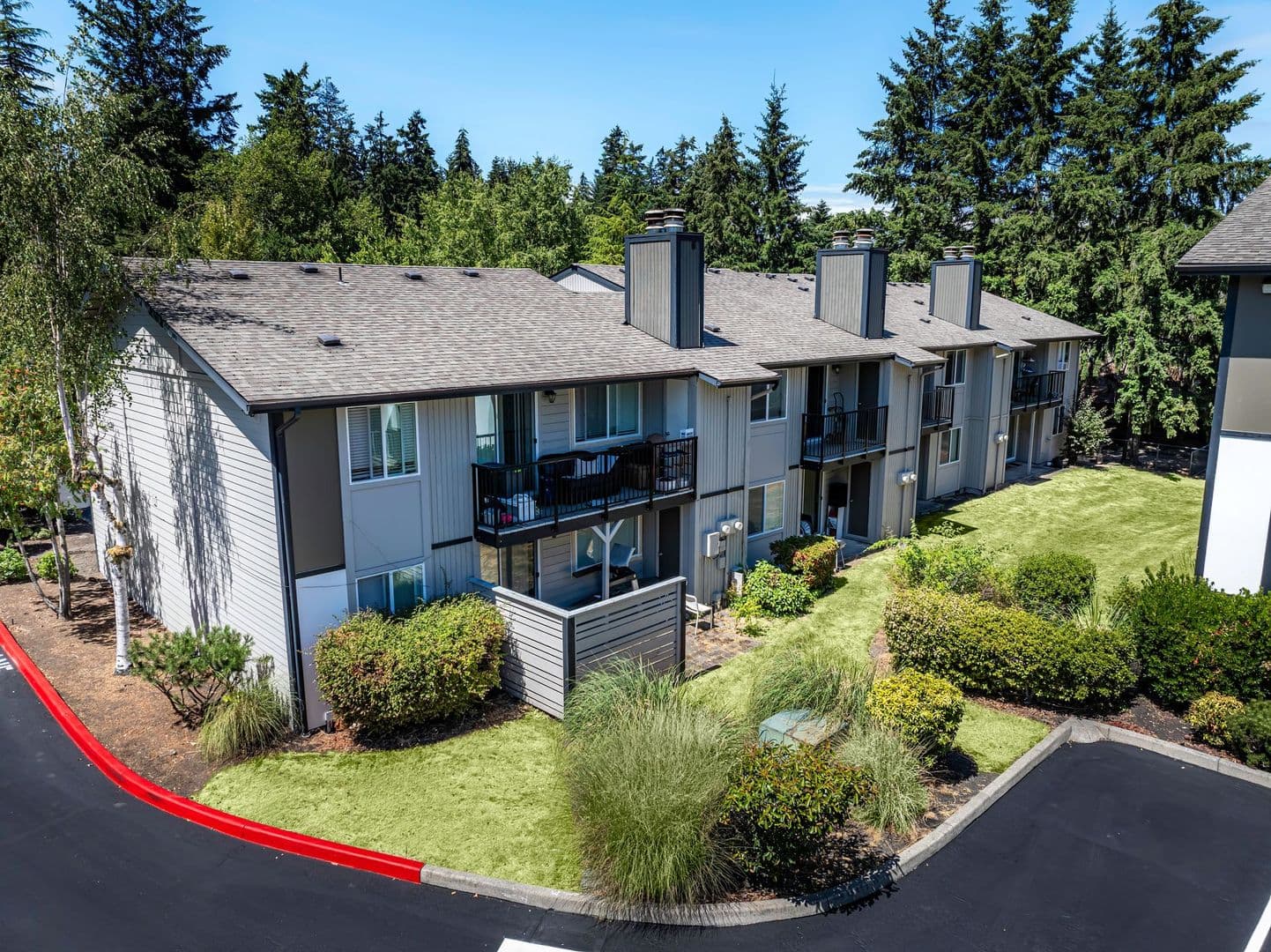 Bellevue Apartment: 4160 124th AVE SE