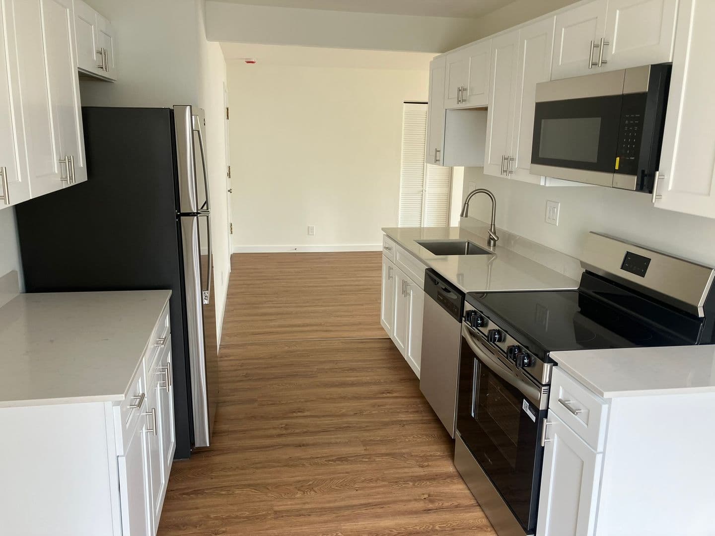 Seattle Apartment: 2012 43rd Ave E