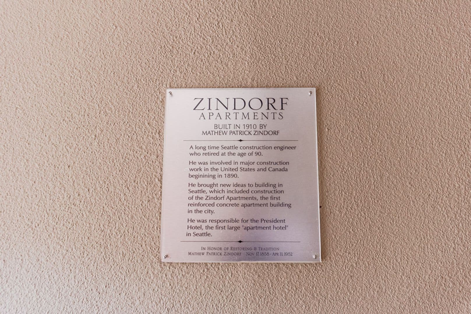 Seattle Apartment: 714 7th Ave