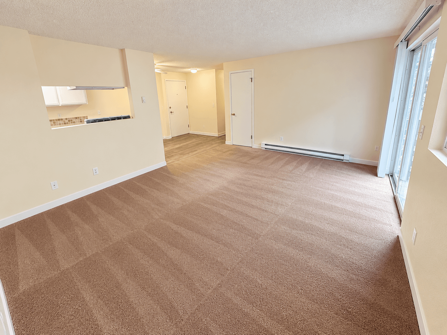 Bellevue Apartment: 13001 SE 28th PL