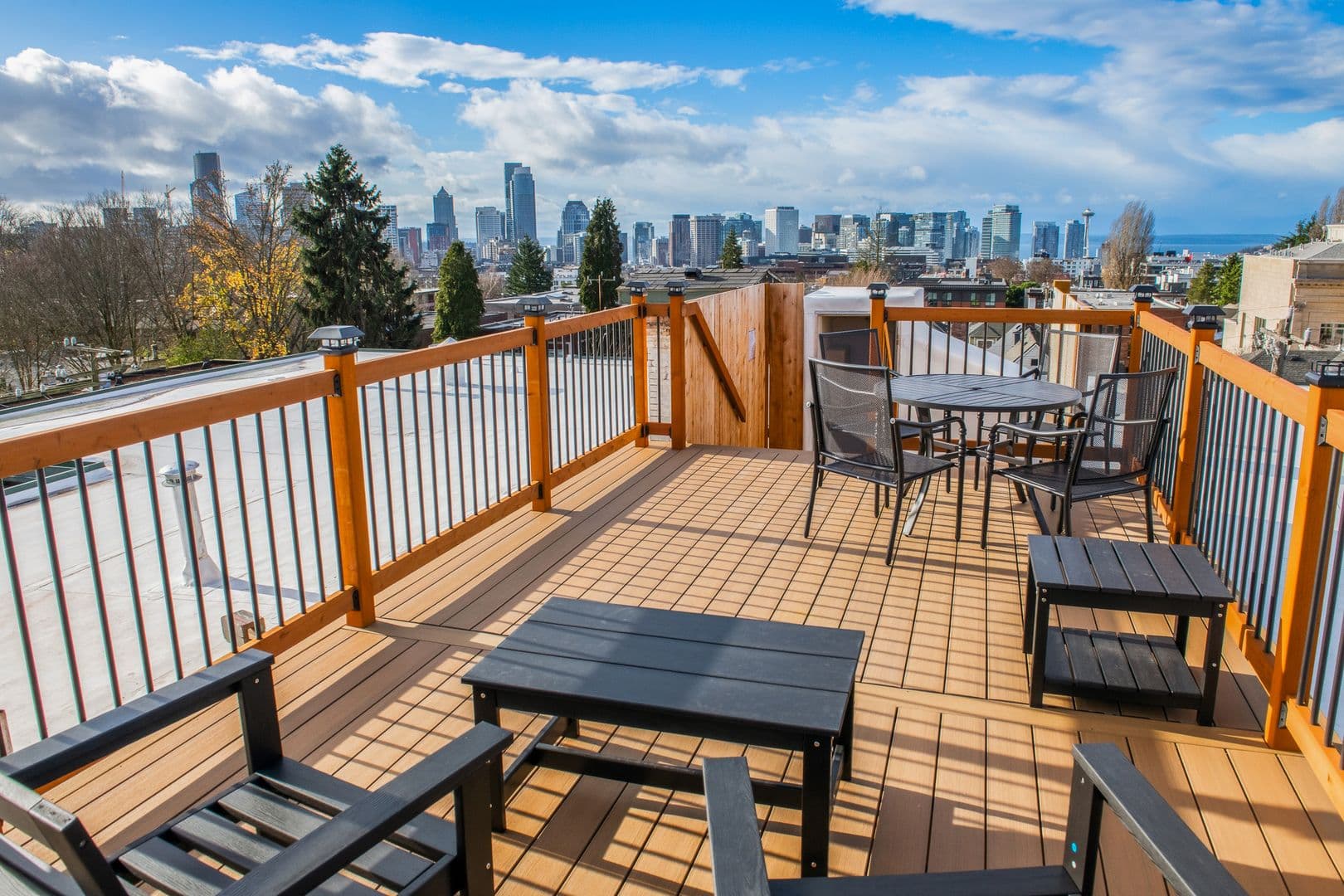 Seattle Apartment: 1616 E Howell Street