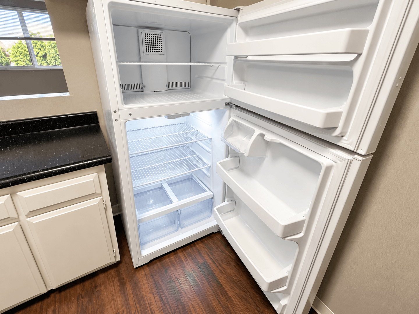 Bellevue Apartment: 13001 SE 28th PL