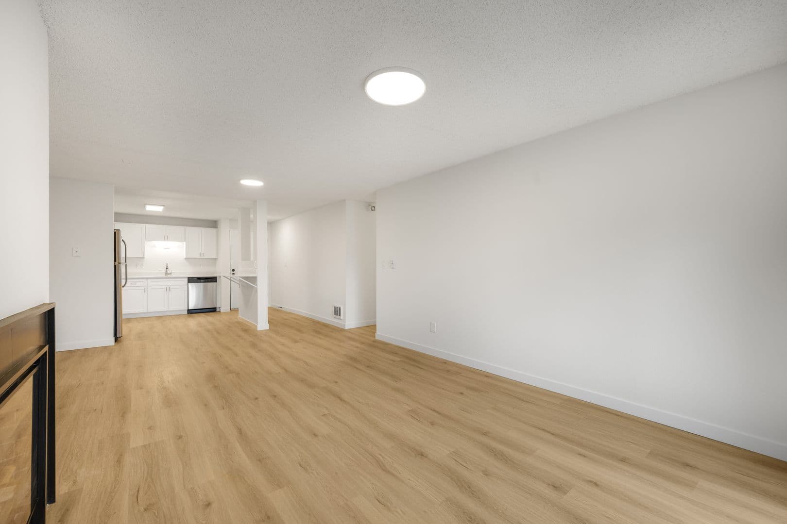 Seattle Apartment: 3025 NE 137th St