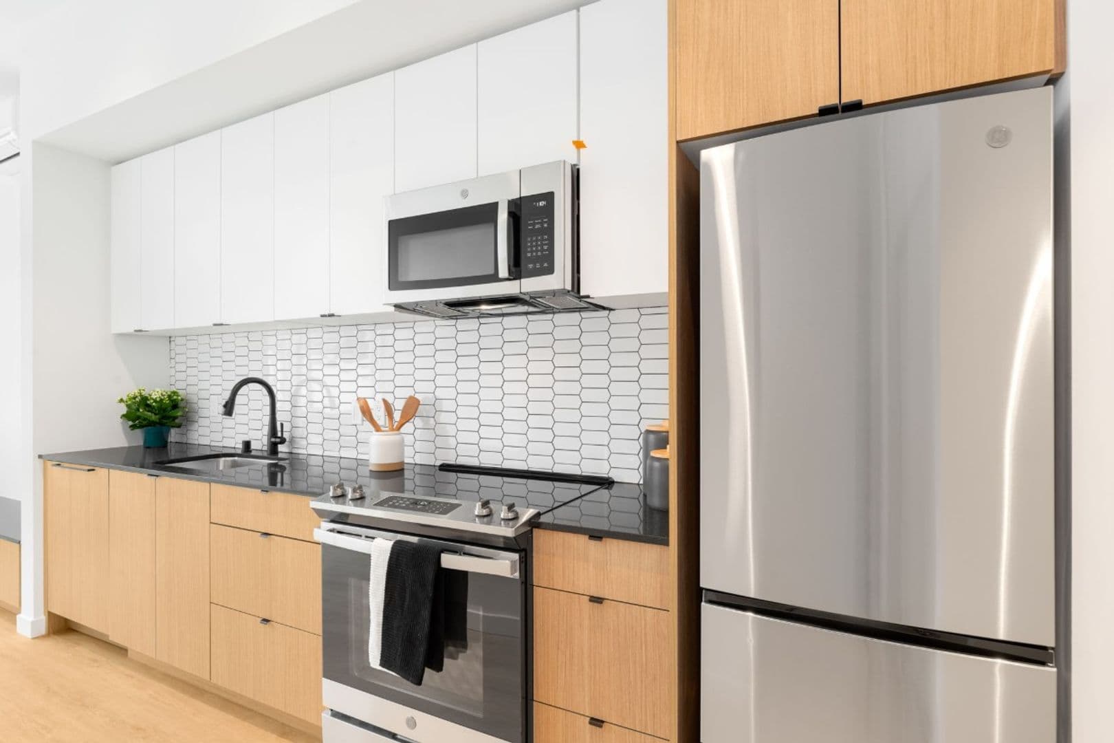 Seattle Apartment: 1208 E Remington Ct