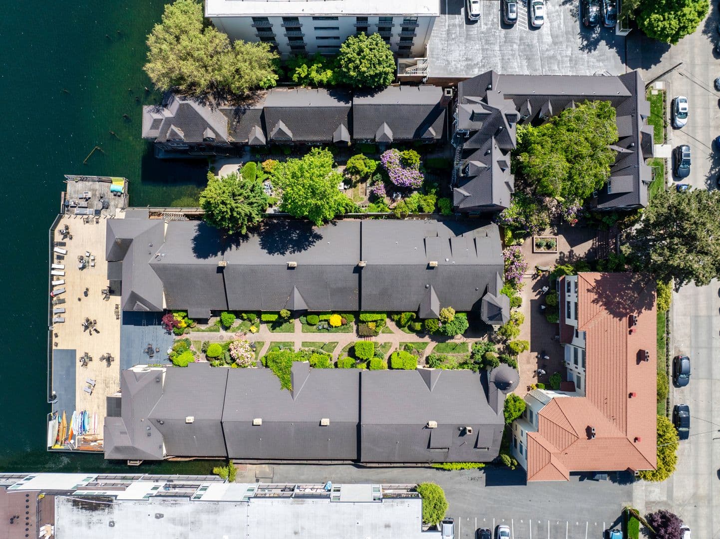 Seattle Apartment: 2012 43rd Ave E