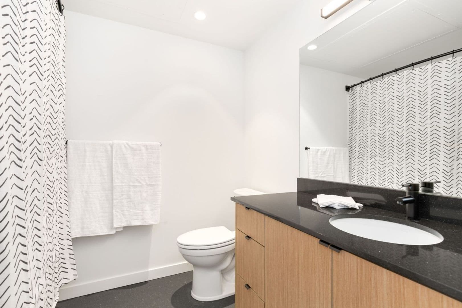 Seattle Apartment: 1208 E Remington Ct