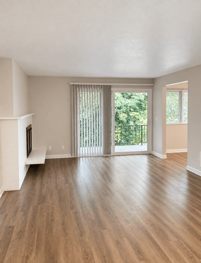 Tukwila Apartment: 14081 58th Avenue S