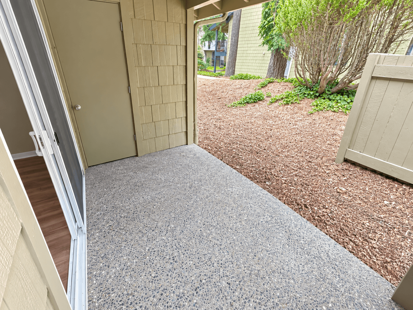 Bellevue Apartment: 14260 SE 18th ST