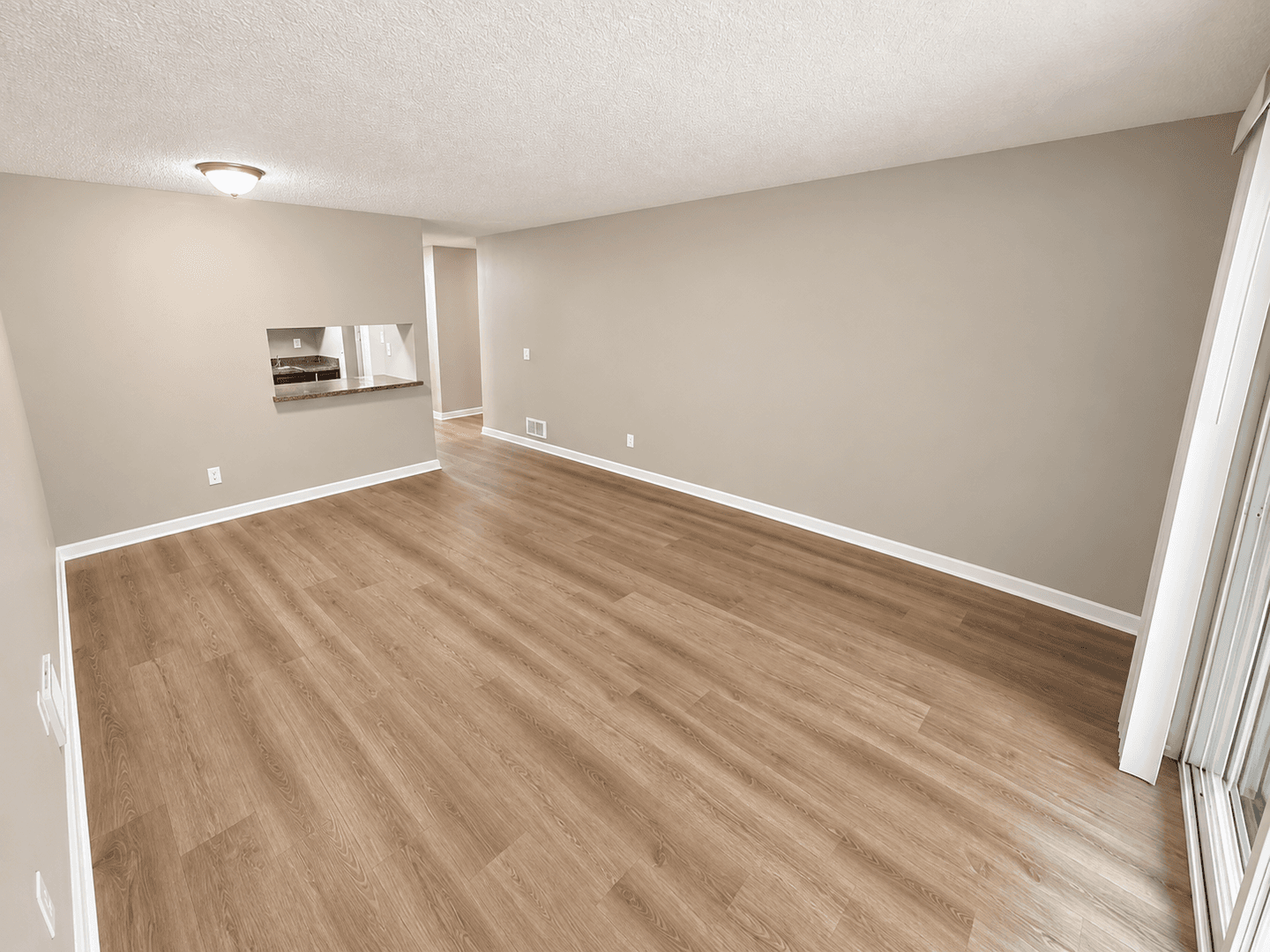Bellevue Apartment: 14260 SE 18th ST