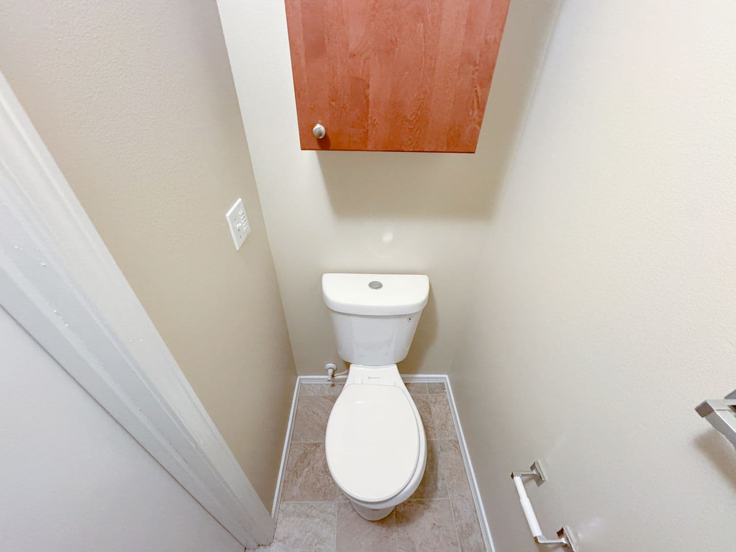 Redmond Apartment: 16552 NE 84th Court