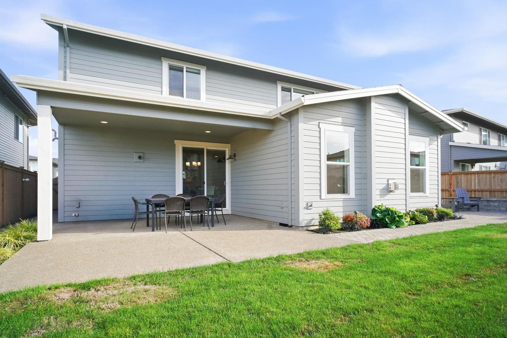 HILLSBORO House: 4049 SE 77TH AVE.