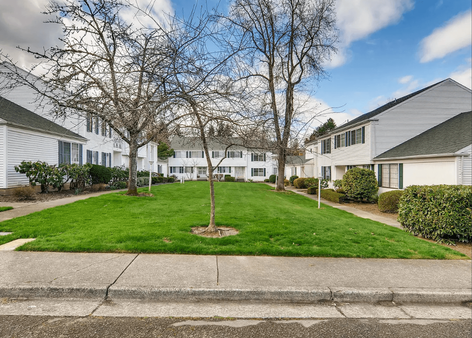 BEAVERTON House: 6125 SW ERICKSON AVE.