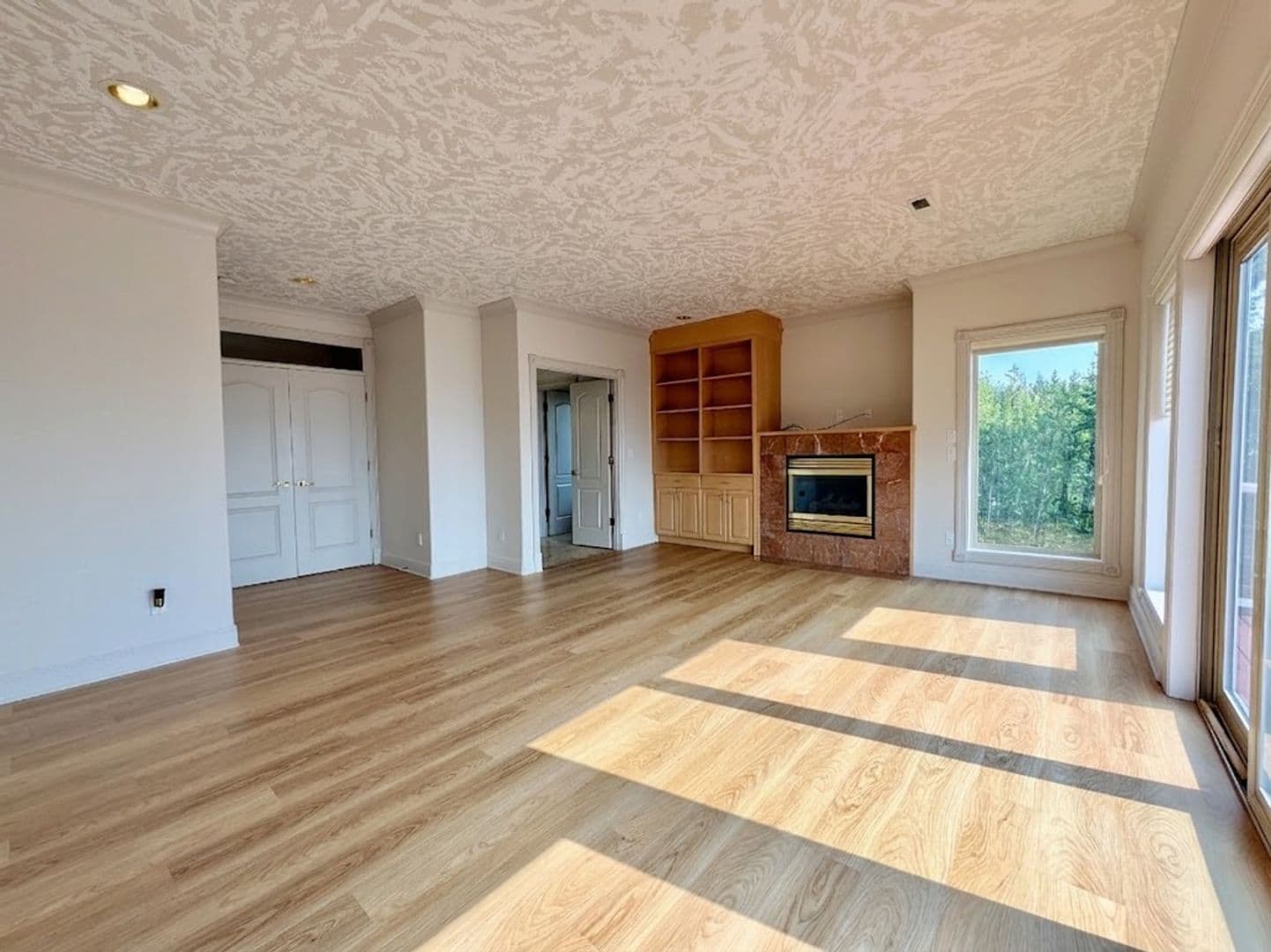 PORTLAND House: 3014 NW CHAPIN DR.