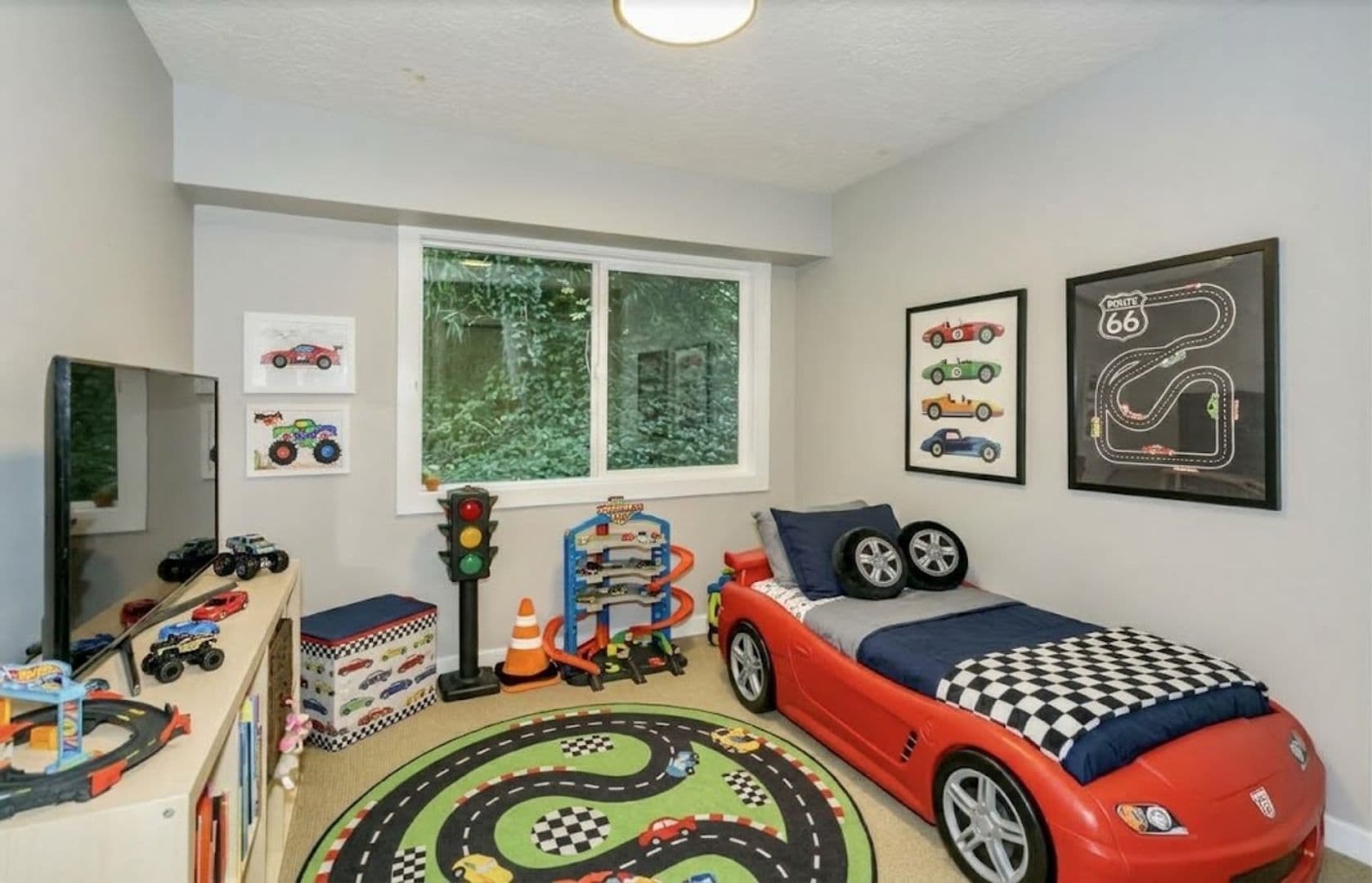 PORTLAND House: 3108 SW BENNINGTON DRIVE