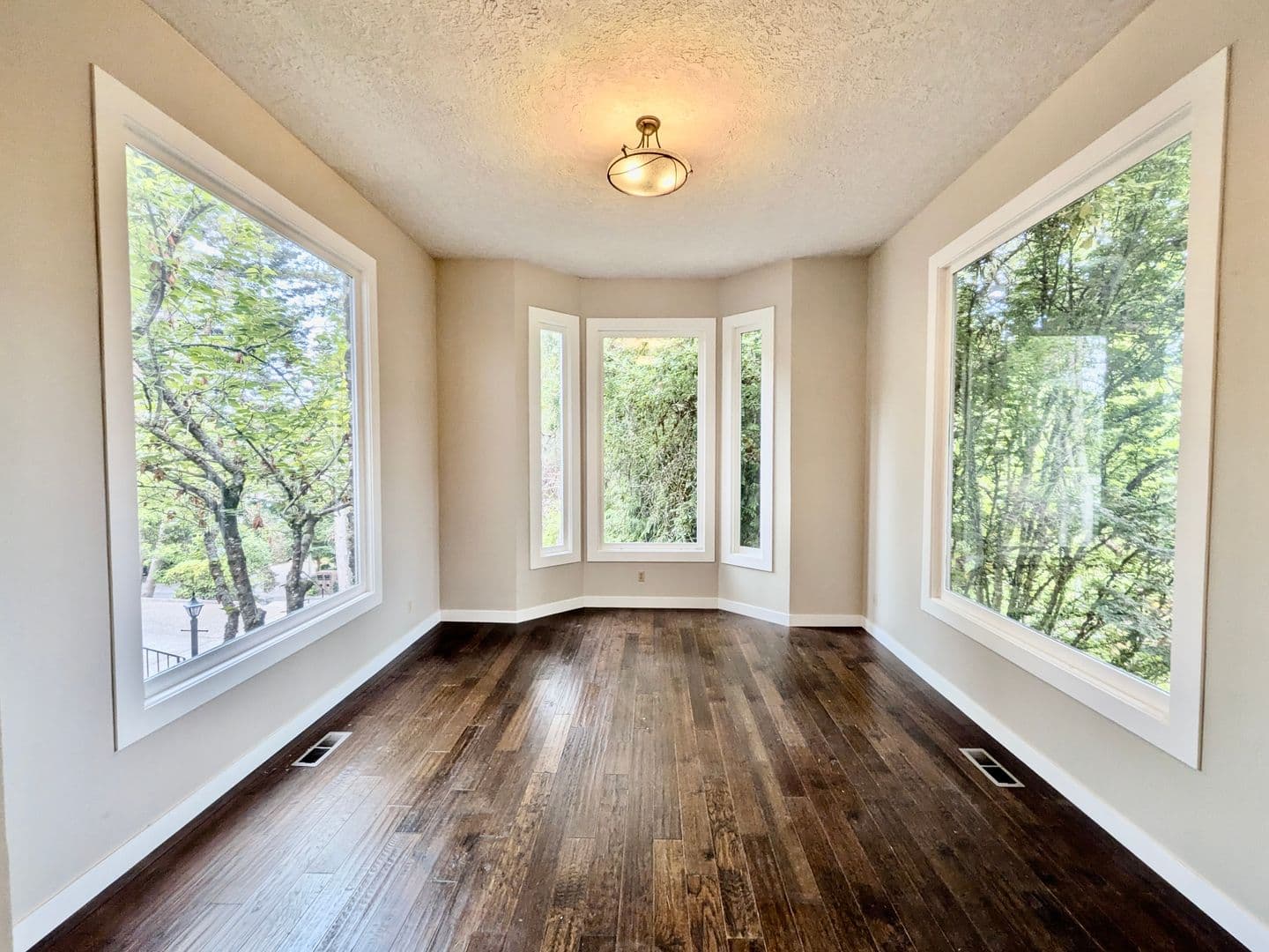 LAKE OSWEGO House: 18132 WESTVIEW DRIVE