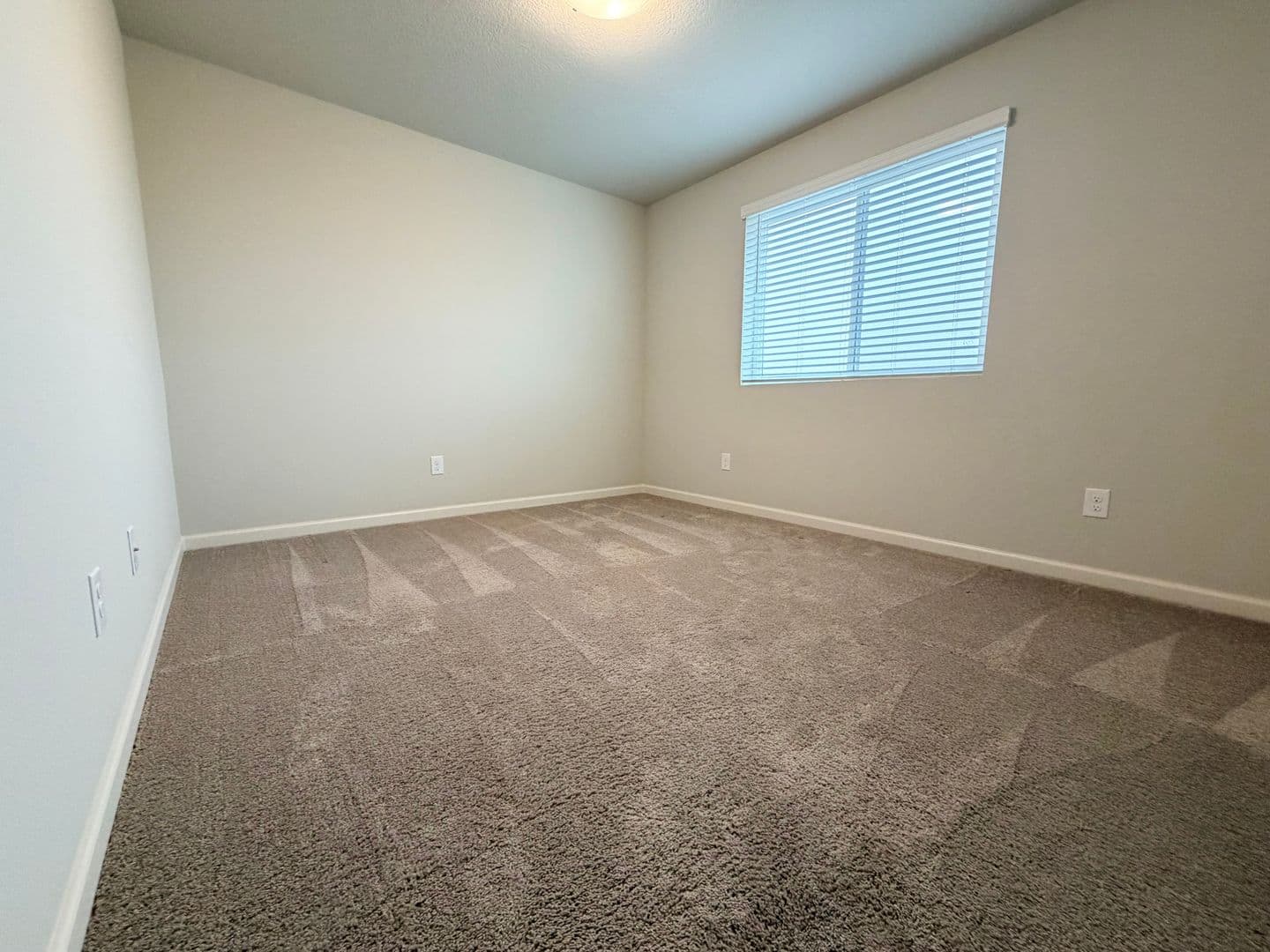 PORTLAND House: 15556 SE FLAVEL ST.