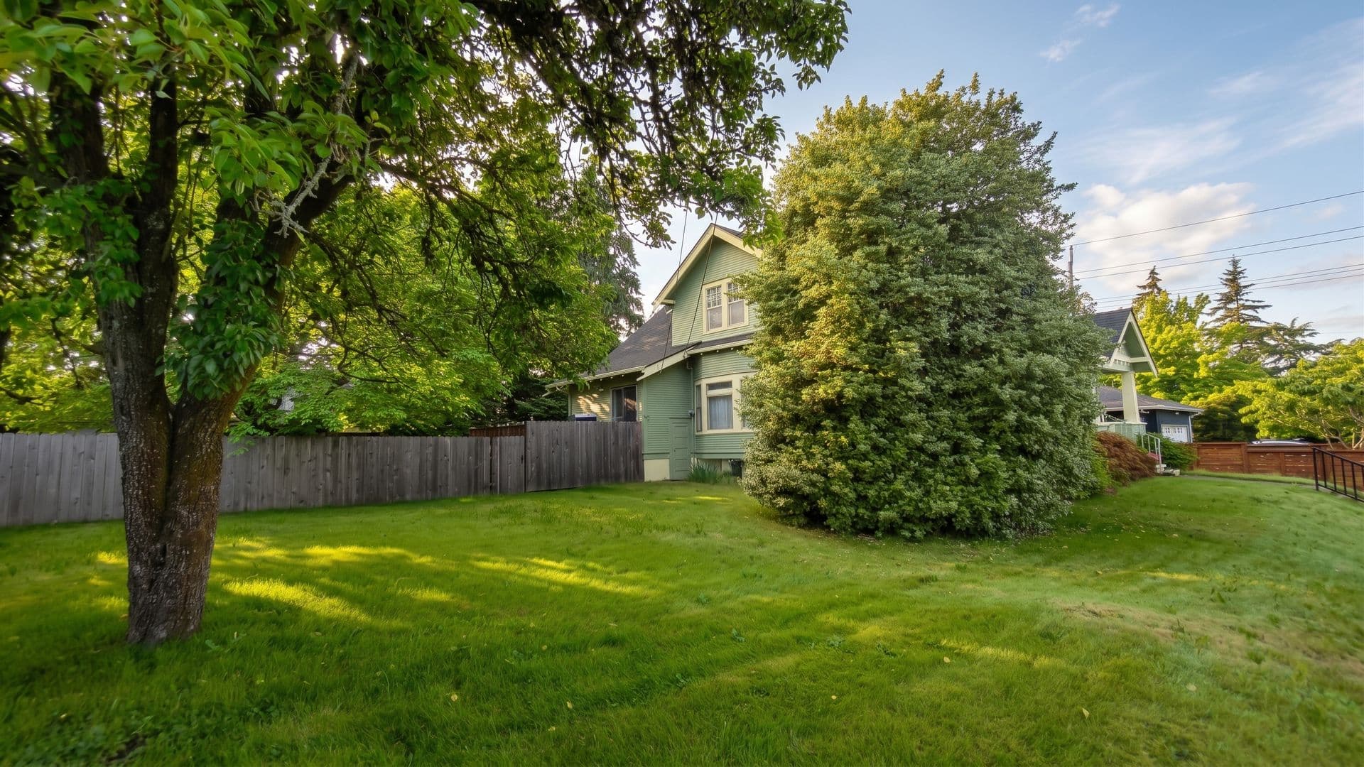 PORTLAND House: 4435 NE 73RD AVE.