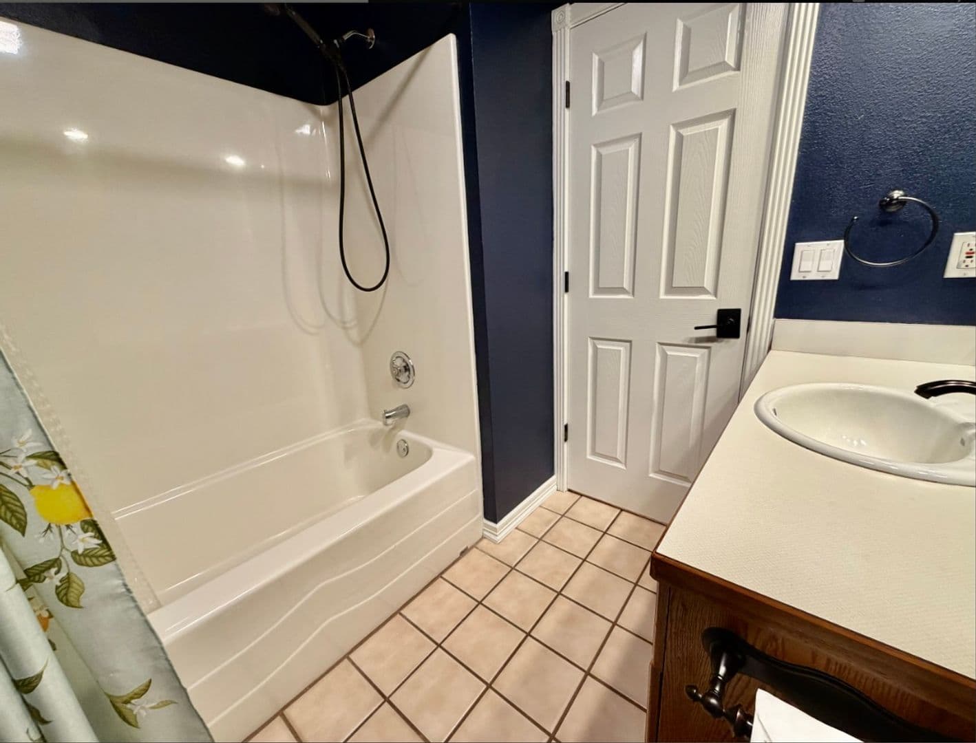 TUALATIN House: 7424 SW TENINO LANE