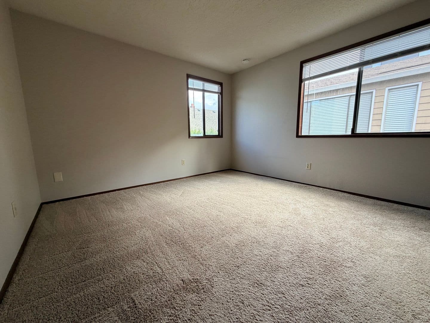 PORTLAND Townhome: 1611 SE NEHALEM ST