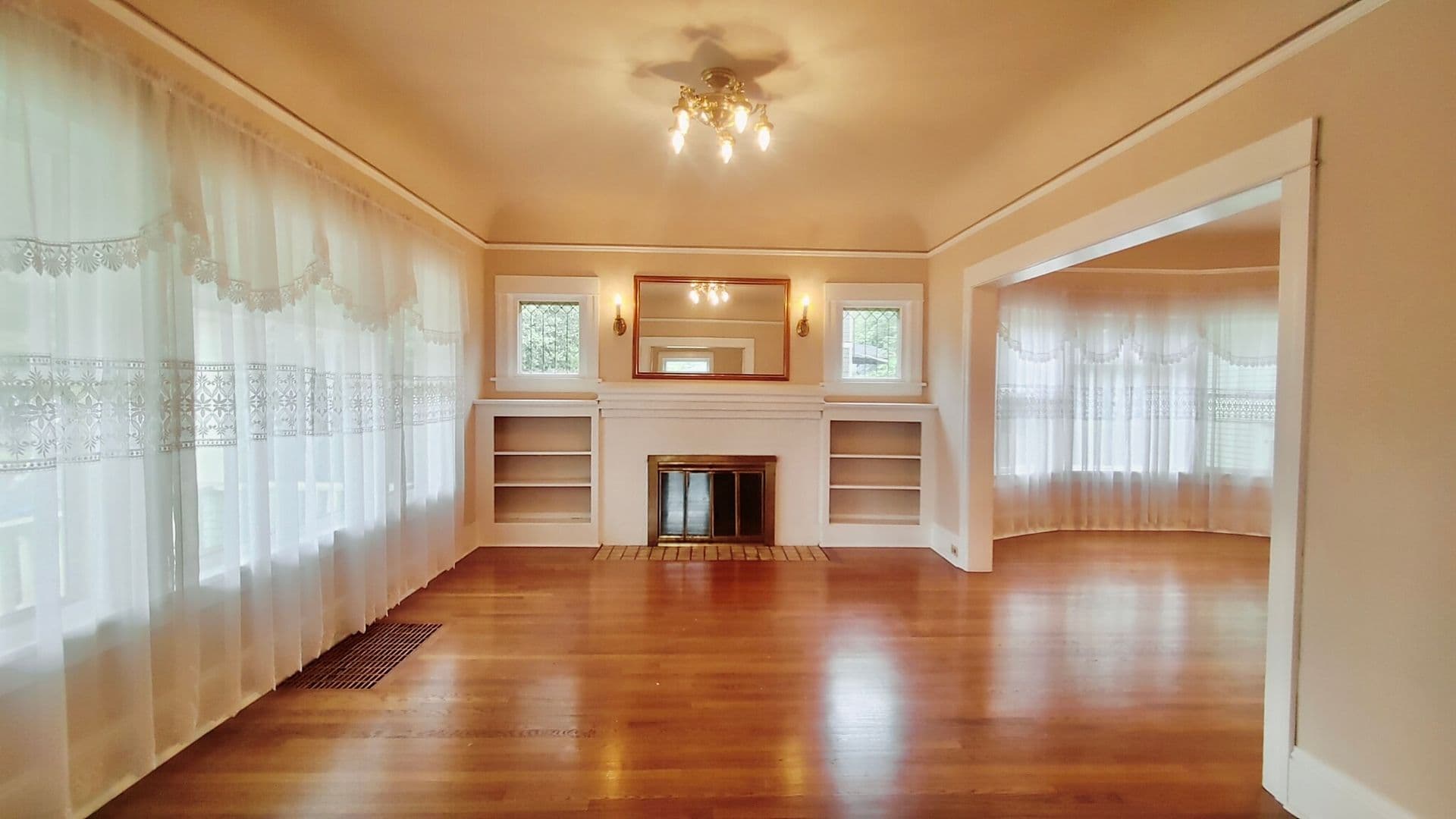 PORTLAND House: 4435 NE 73RD AVE.