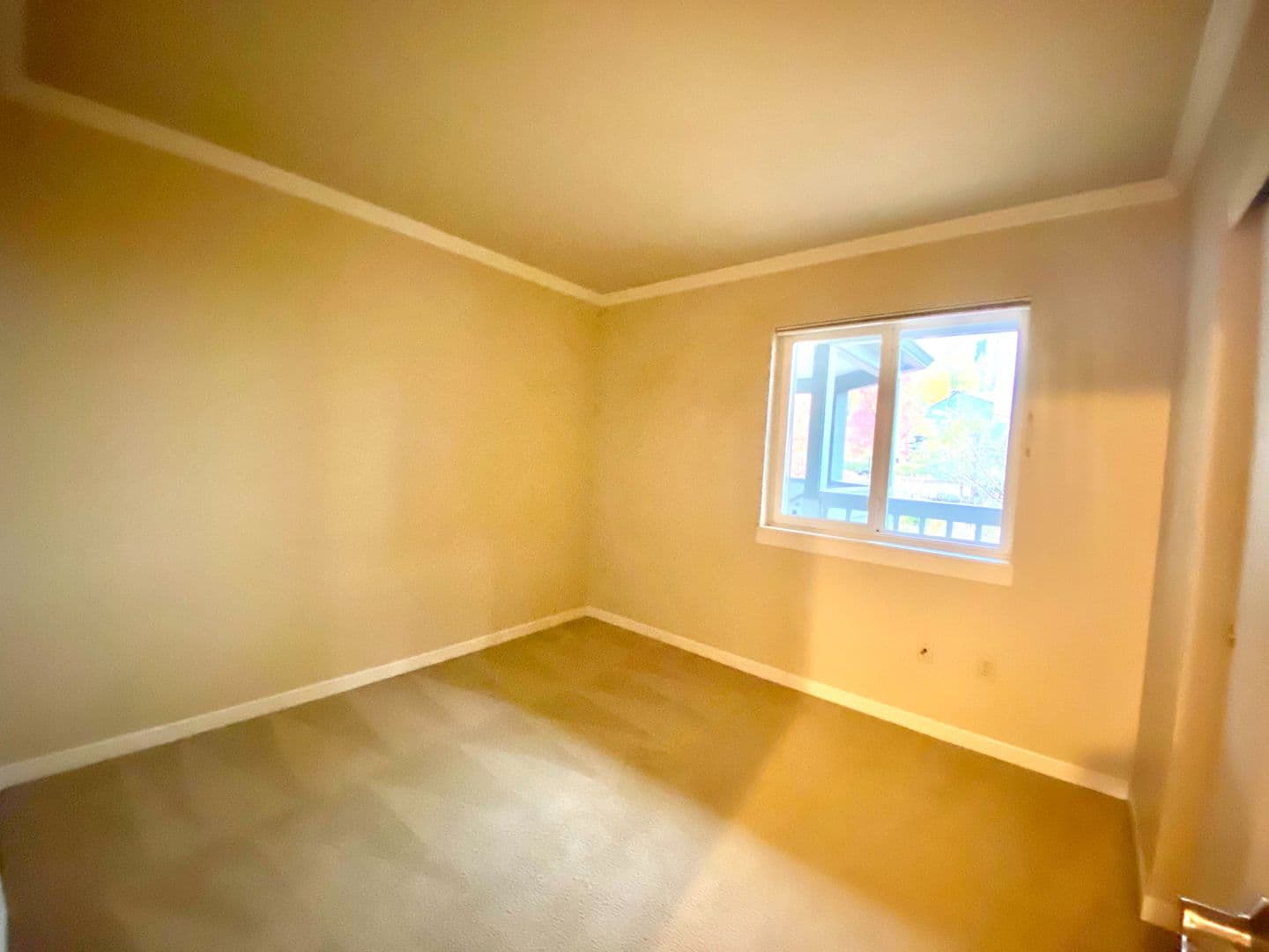 PORTLAND House: 4970 SW LANDING DR