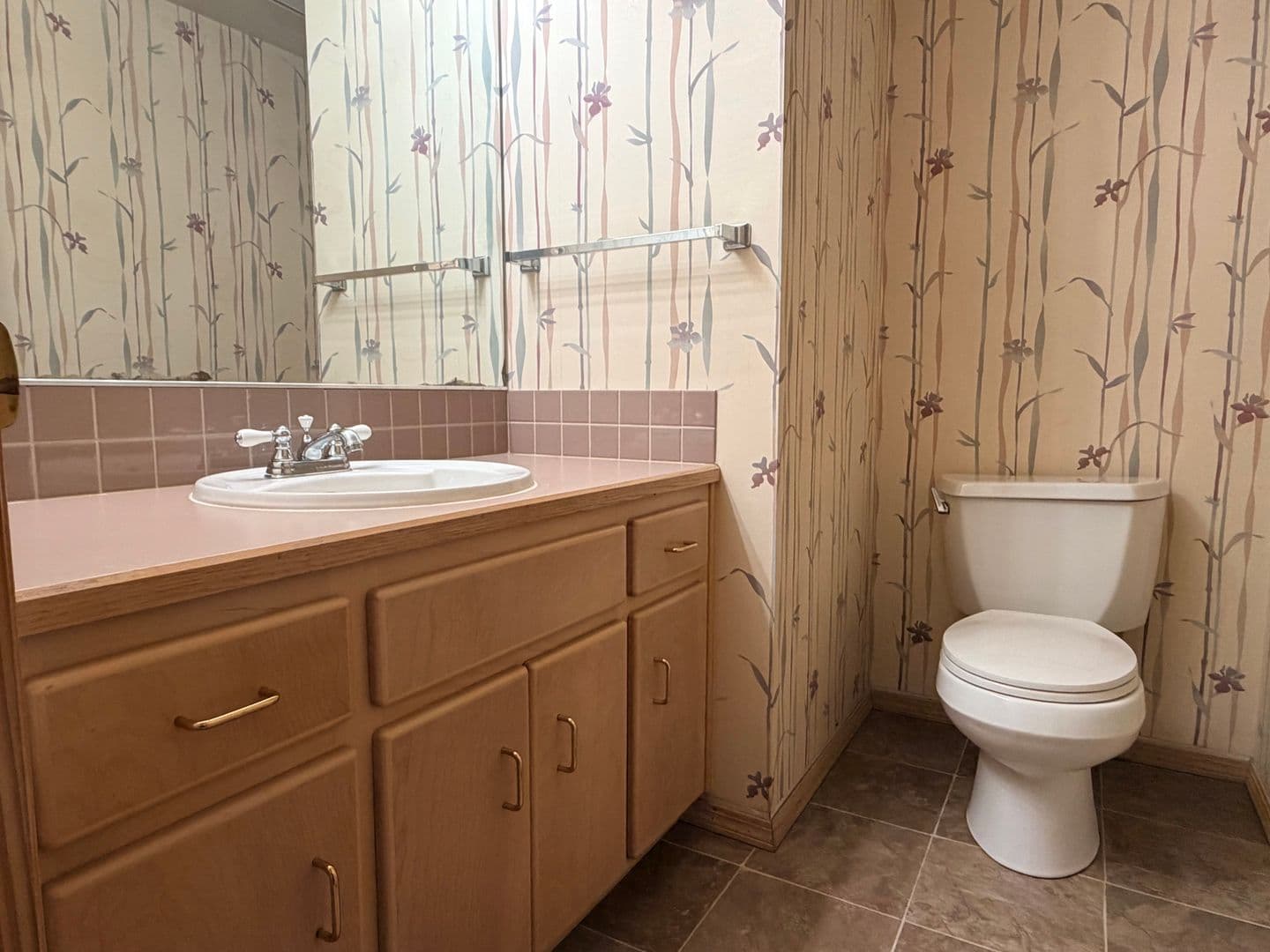 TIGARD House: 9570 SW MILLEN DR