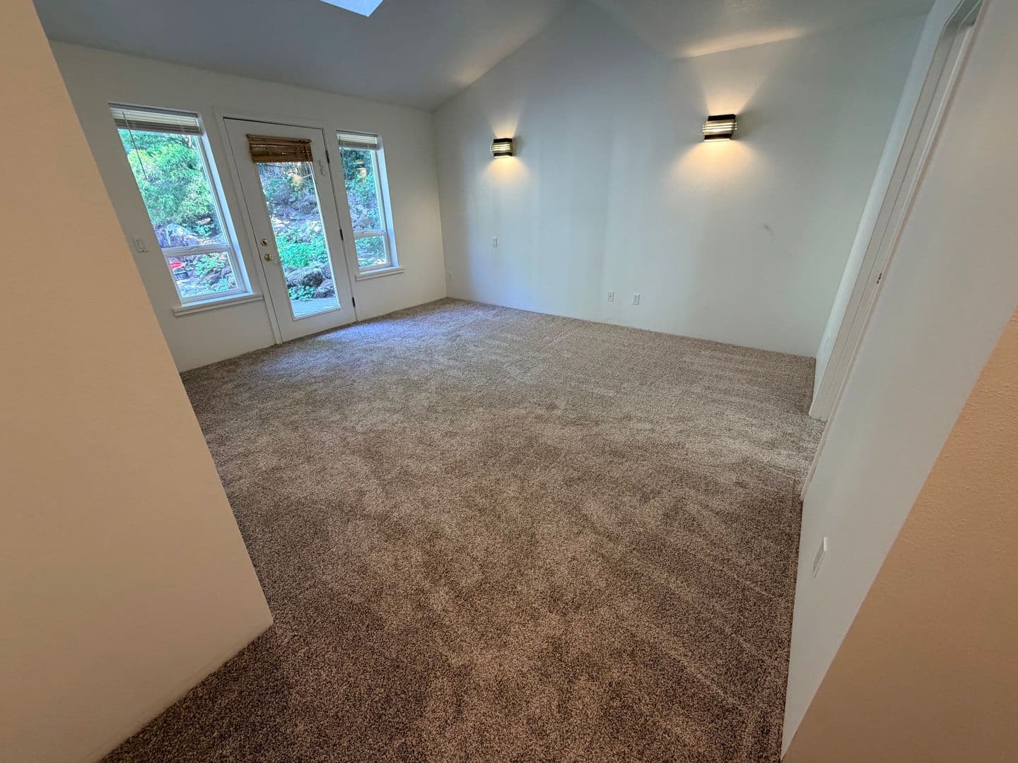 PORTLAND Townhome: 9938 SW TERWILLIGER BLVD.