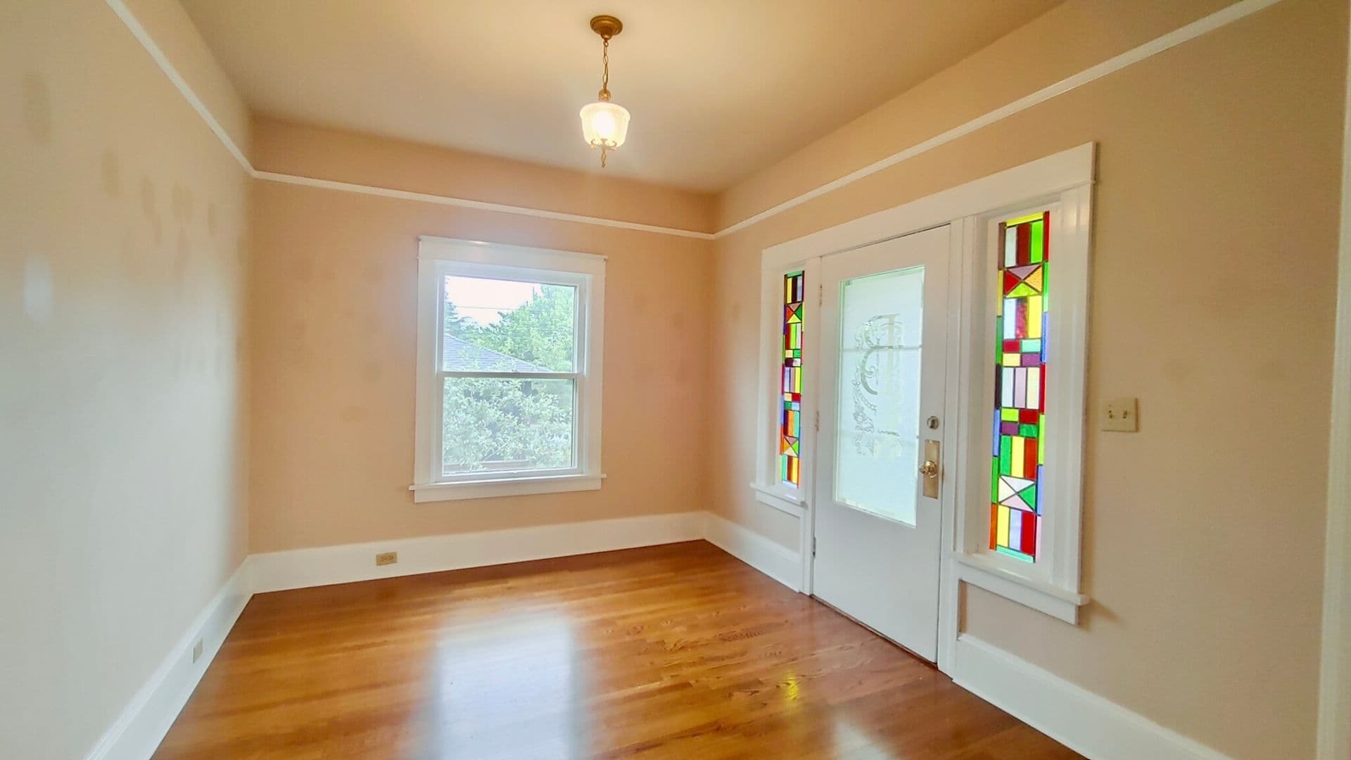 PORTLAND House: 4435 NE 73RD AVE.