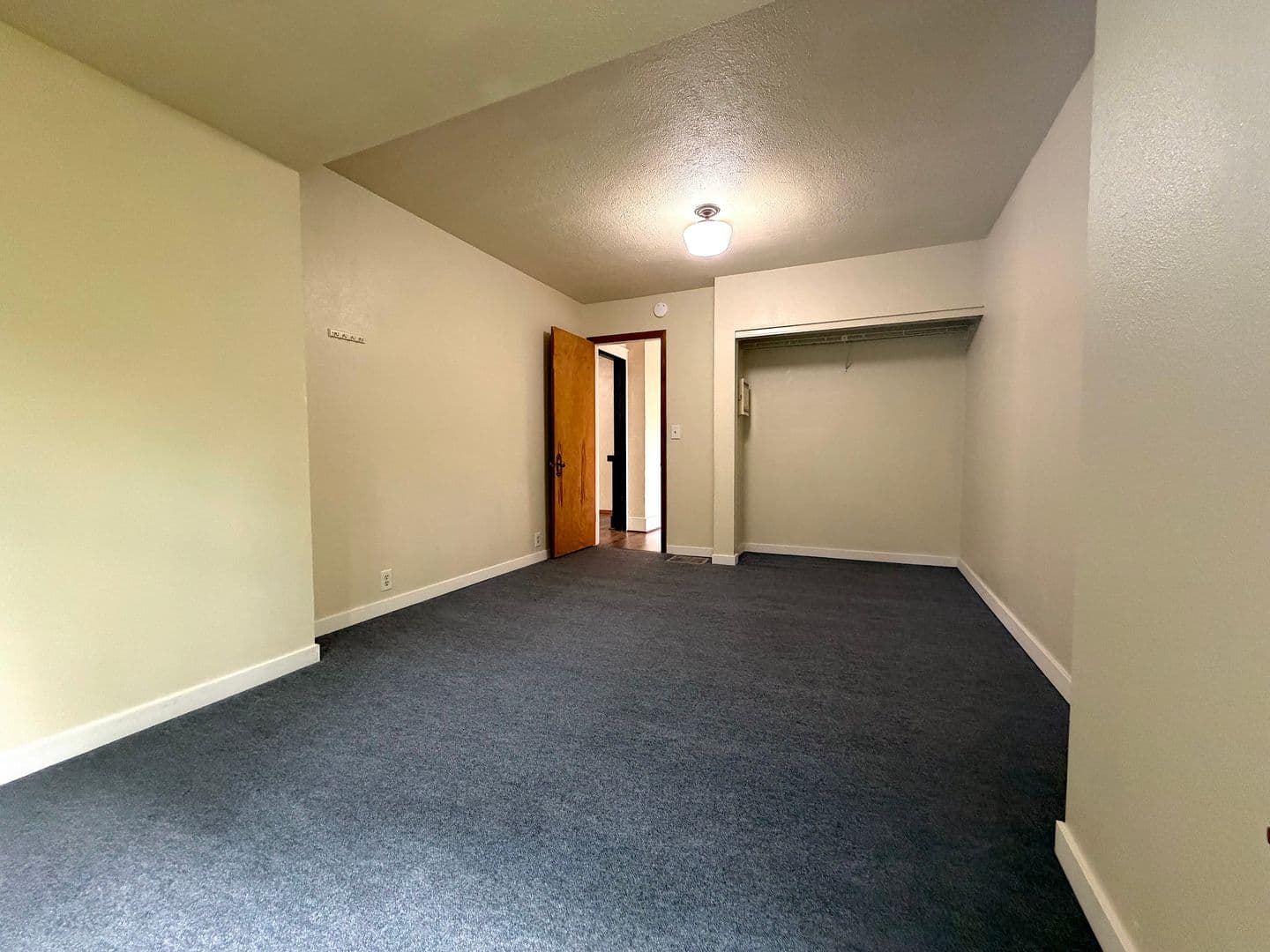 PORTLAND House: 3920 SW WILBARD ST