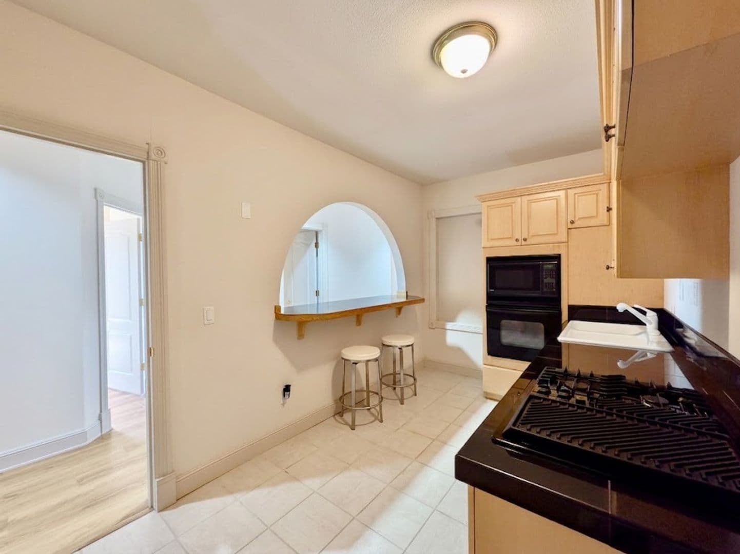 PORTLAND House: 3014 NW CHAPIN DR.