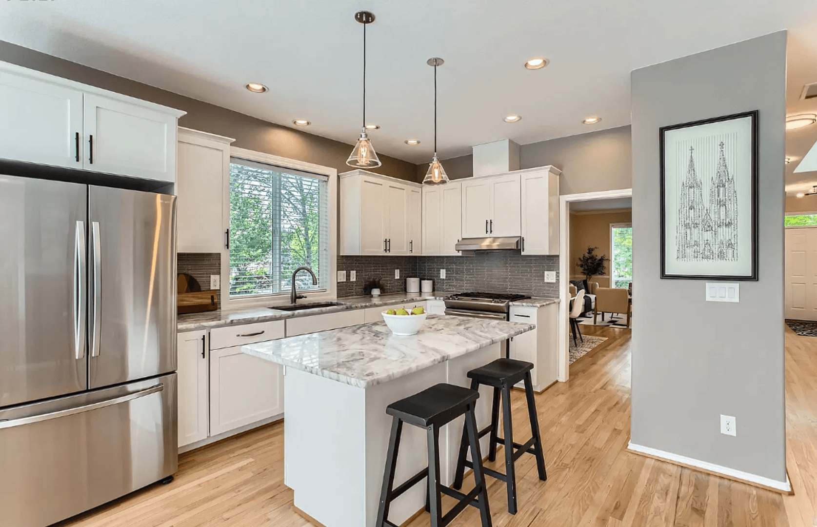 PORTLAND House: 10192 NW FLEETWOOD DR.