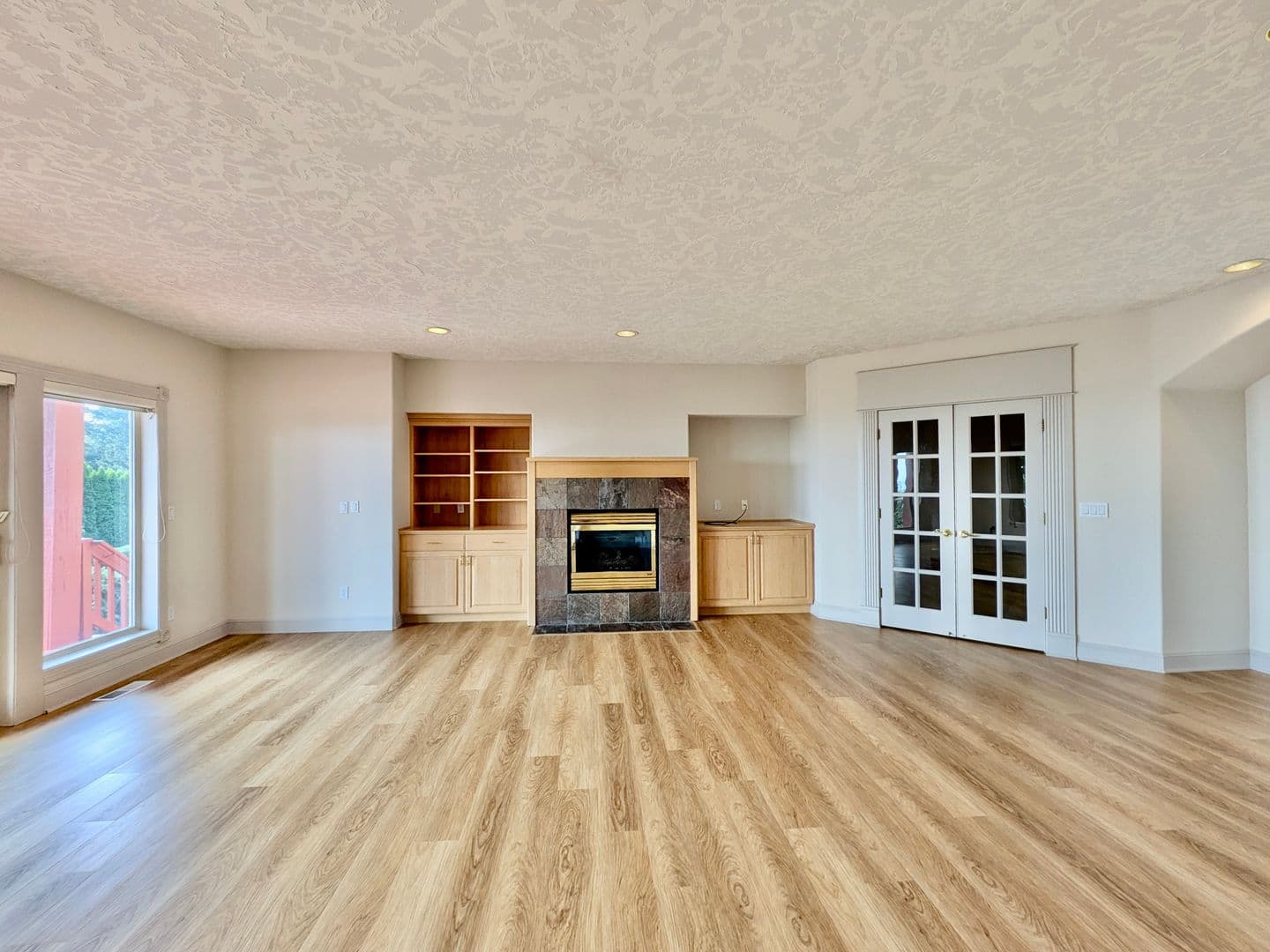 PORTLAND House: 3014 NW CHAPIN DR.