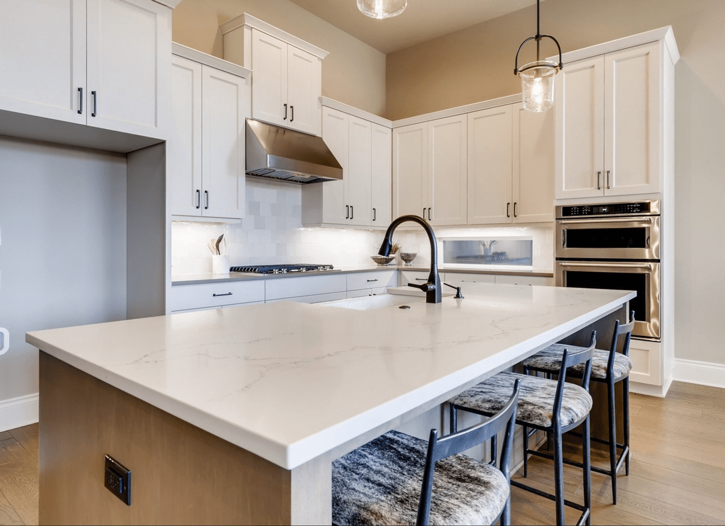 WILSONVILLE House: 27775 SW LARKSPUR TERR